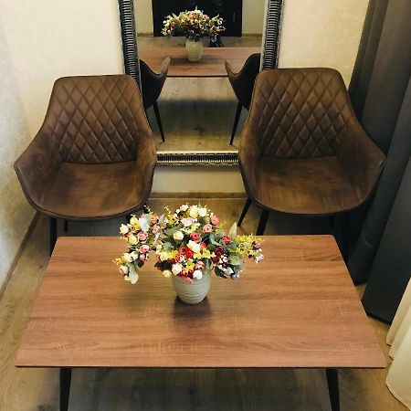2Nd Floor Hotel Tiflis Dış mekan fotoğraf
