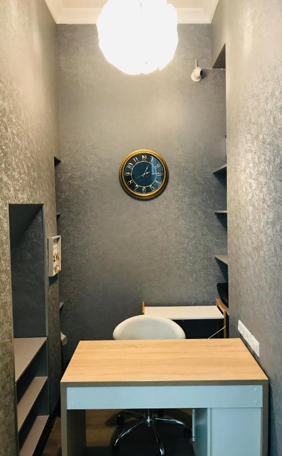 2Nd Floor Hotel Tiflis Dış mekan fotoğraf