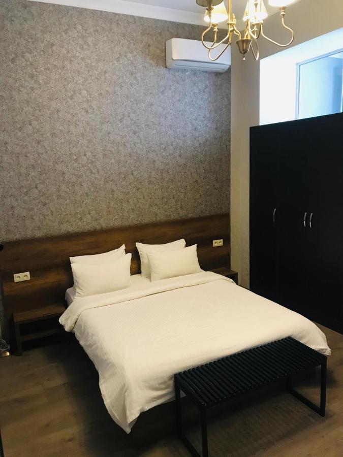 2Nd Floor Hotel Tiflis Dış mekan fotoğraf