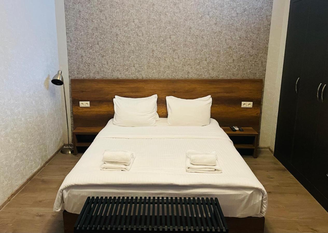2Nd Floor Hotel Tiflis Dış mekan fotoğraf
