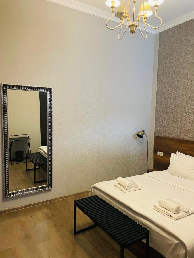 2Nd Floor Hotel Tiflis Dış mekan fotoğraf